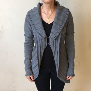 ELIE TAHARI 100% Merino Wool Long Cardigan